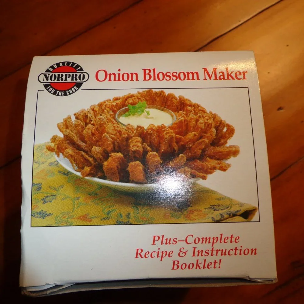 FIRM NIB NORPRO Onion Blossom Maker